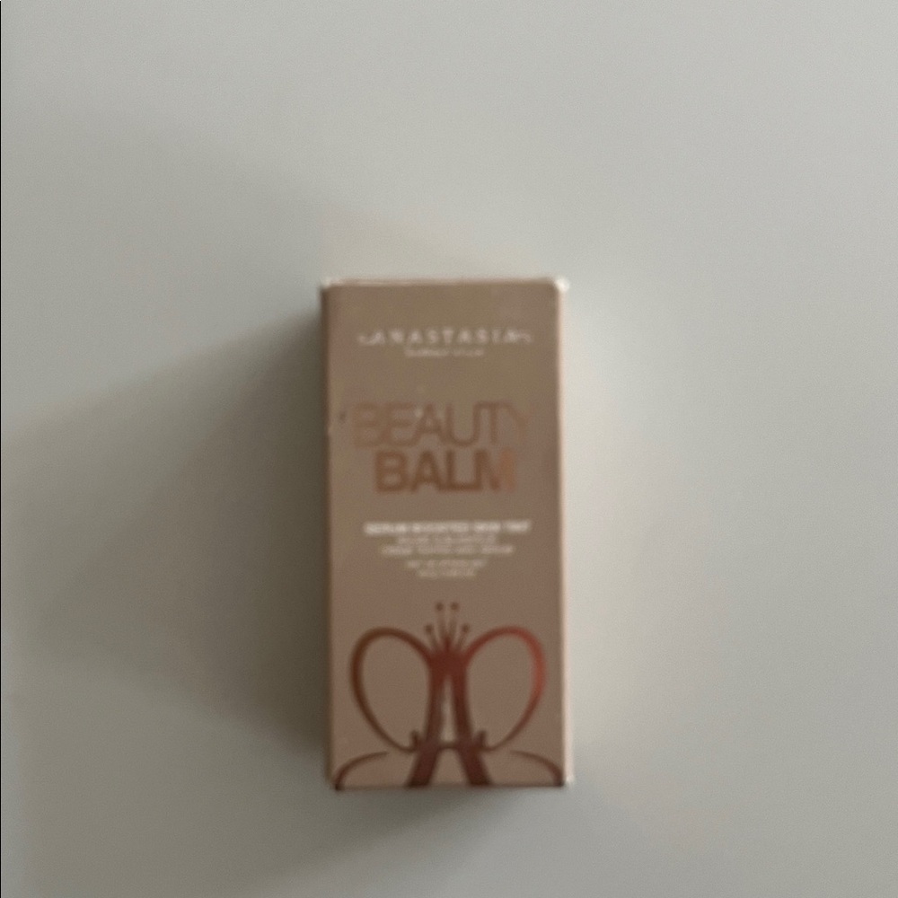 Anastasia Beverly Hills Beauty Balm Serum Boosted
Skin Tint - Picture 11 of 13